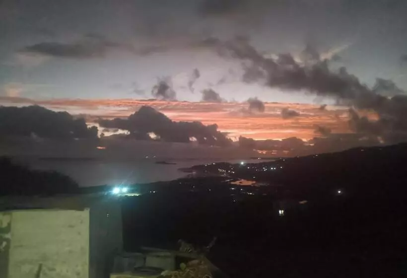 تختخواب و صبحانه Chez Laineda Le Bijou Mourouk Rodrigues