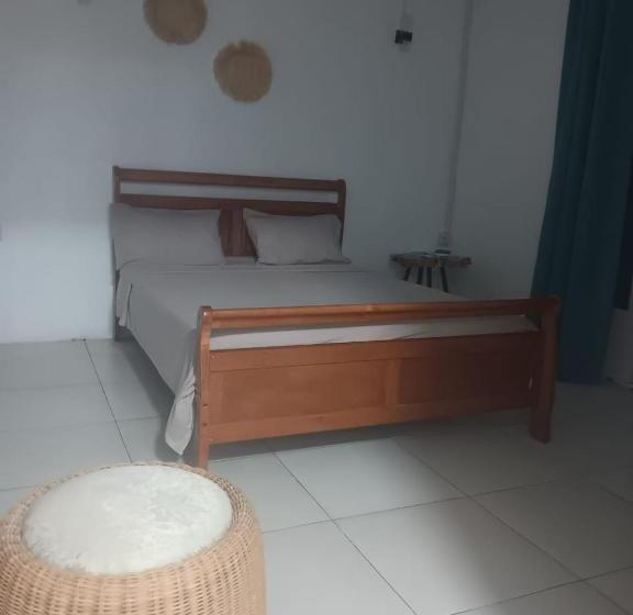 تختخواب و صبحانه Chez Laineda Le Bijou Mourouk Rodrigues