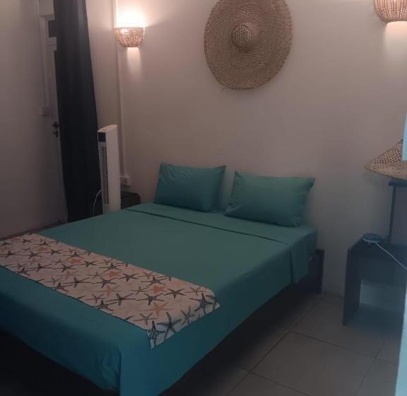 تختخواب و صبحانه Chez Laineda Le Bijou Mourouk Rodrigues