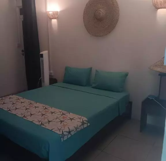 تختخواب و صبحانه Chez Laineda Le Bijou Mourouk Rodrigues