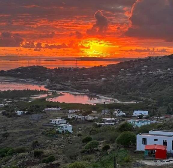 تختخواب و صبحانه Chez Laineda Le Bijou Mourouk Rodrigues