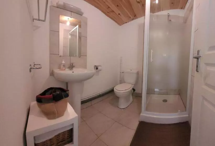 Aamiaismajoitus (B&B) Du Gîte à La Terre