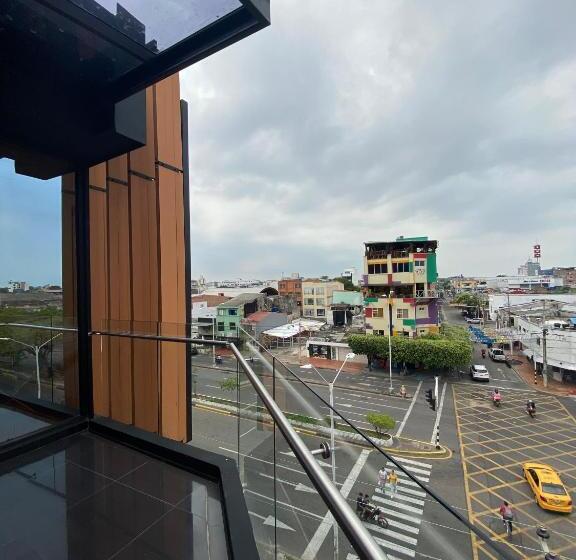 هتل Casino Gran Avenida