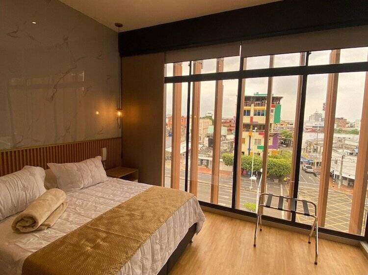 هتل Casino Gran Avenida