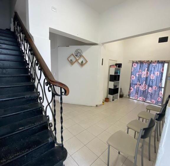 Nuevo Hotel Mitre 83