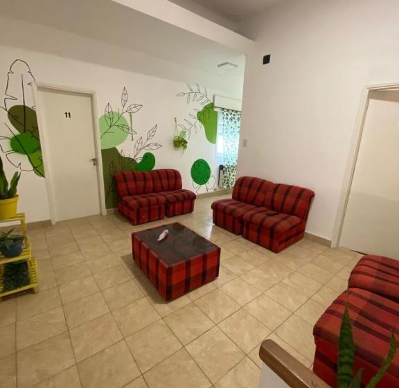 Nuevo Hotel Mitre 83