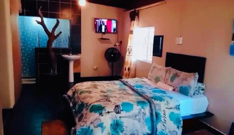 Pension Happy Time Guest Houses