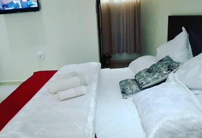 Pension Happy Time Guest Houses