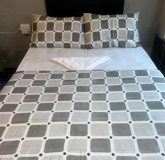 Pension Happy Time Guest Houses