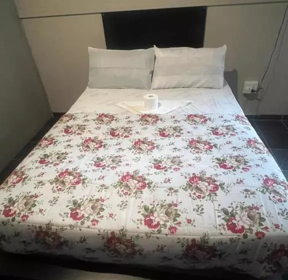 Majatalo Happy Time Guest Houses