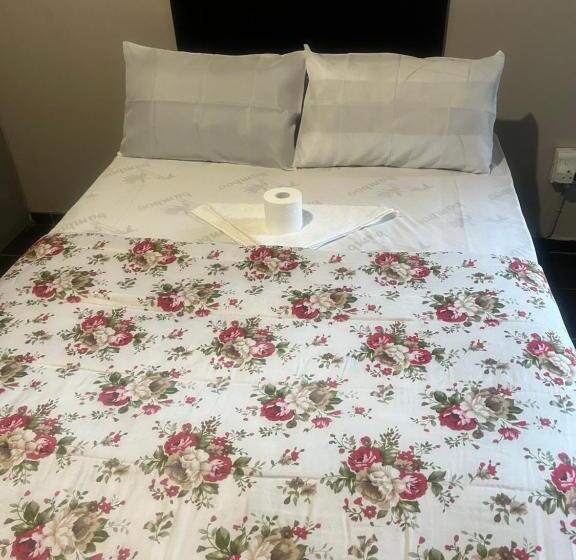 Pension Happy Time Guest Houses