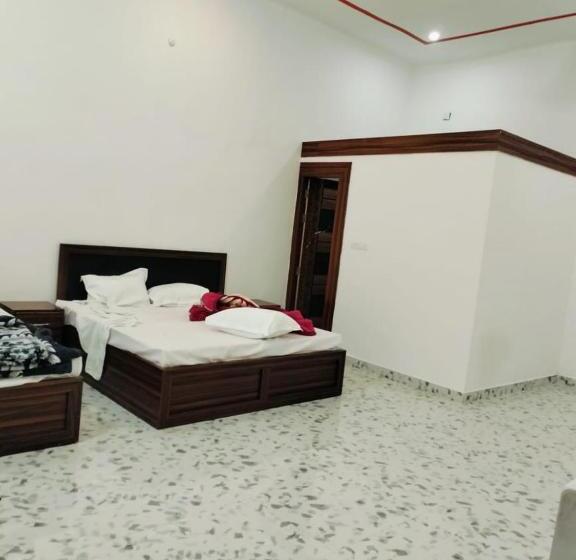 بنسيون Mukul Guest Inn