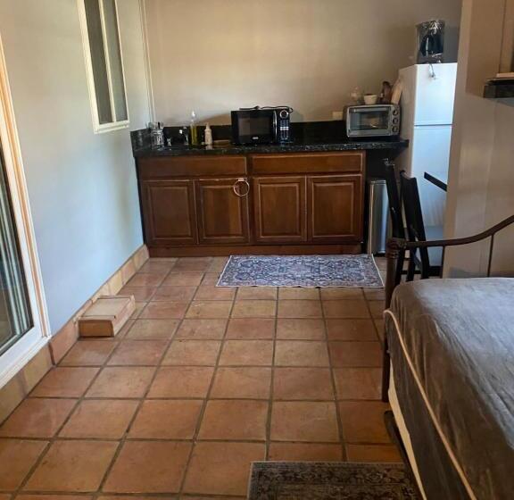 Z S Bed And Breakfast