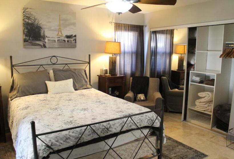 Z S Bed And Breakfast