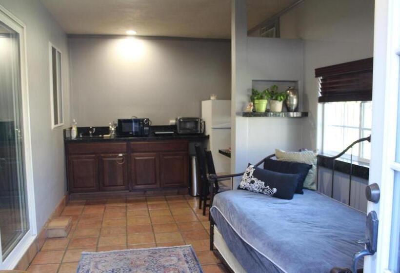 Z S Bed And Breakfast