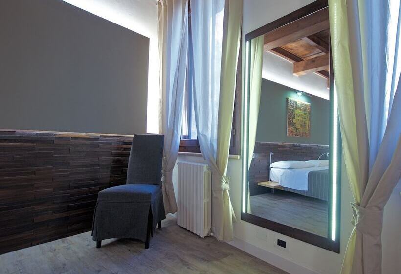 تختخواب و صبحانه Alkimia Smart Rooms