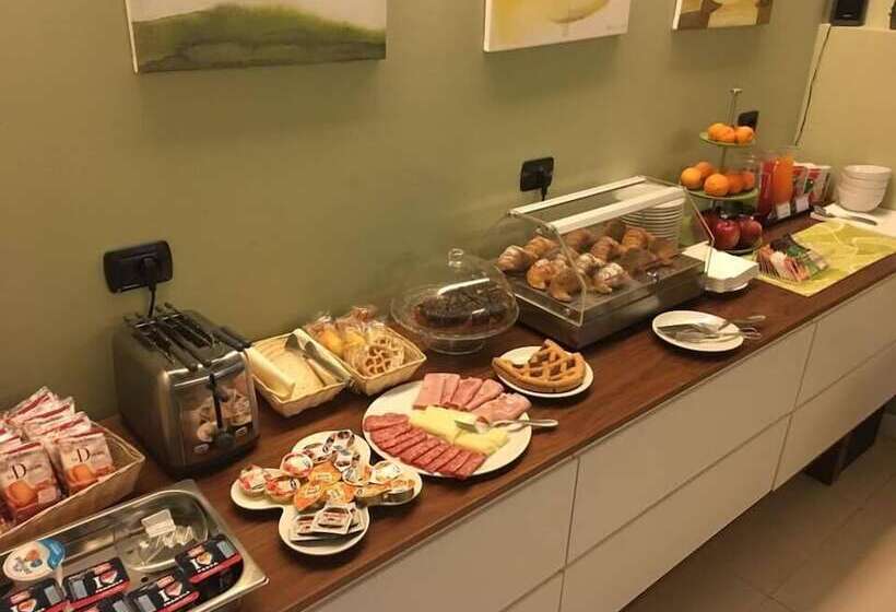 Nocleg ze śniadaniem Guest House Residence