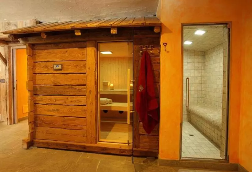 ベッドアンドブレックファースト La Luge D'antan Maison D'hôtes & Spa