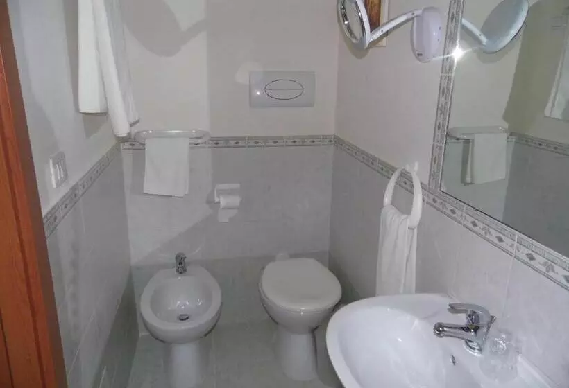 تختخواب و صبحانه La Residenza Dei Nobili