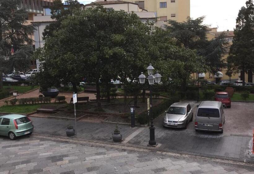 تختخواب و صبحانه La Residenza Dei Nobili