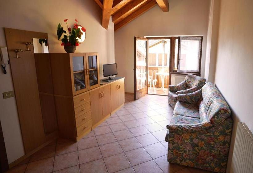 レジデンス Beverly Casa Vacanze Appartamento Con Giardino Privato