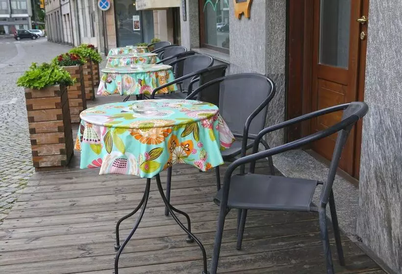 Hotelli Albergo Gusmeroli