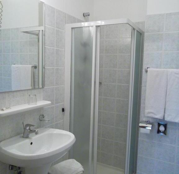 فندق Alla Dolina