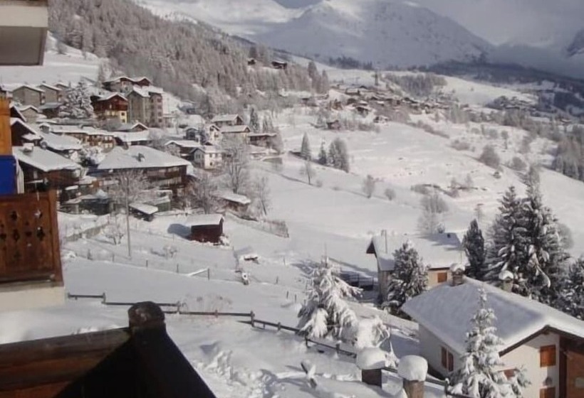 בית מלון כפרי Alpe Fleurie