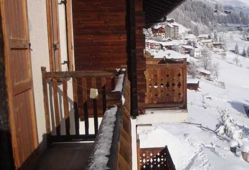 בית מלון כפרי Alpe Fleurie