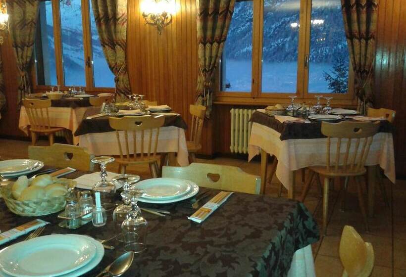 בית מלון כפרי Alpe Fleurie