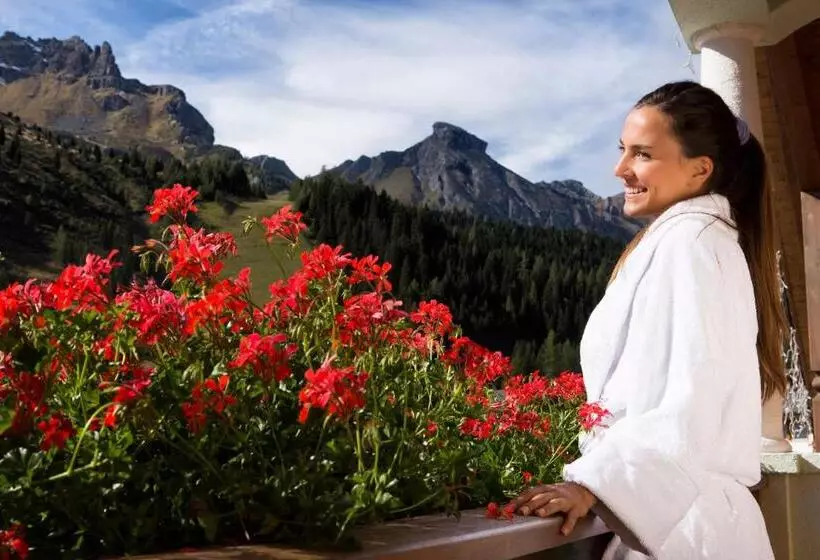 Hotelli Alpenrose