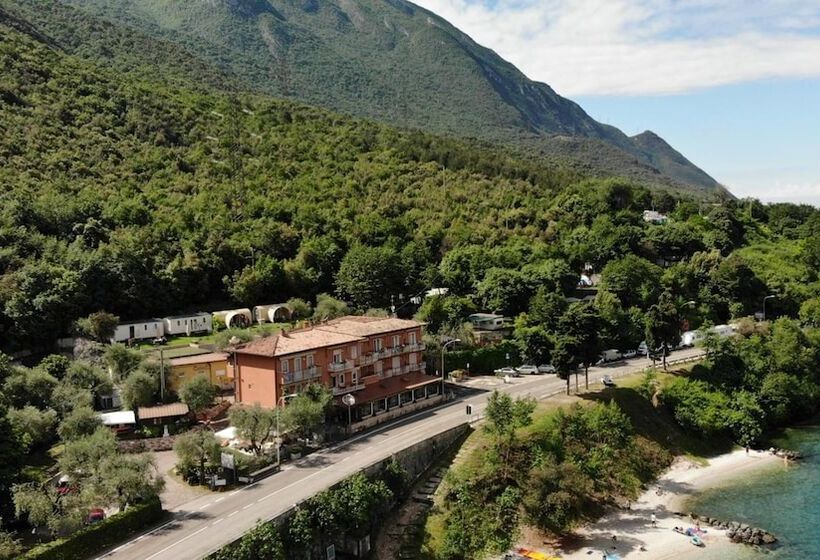 فندق Baitone Nature Village