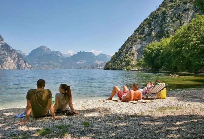 בית מלון כפרי Baitone   Nature Village