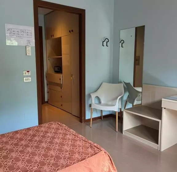 هتل Albergo Casa Dell Ospite