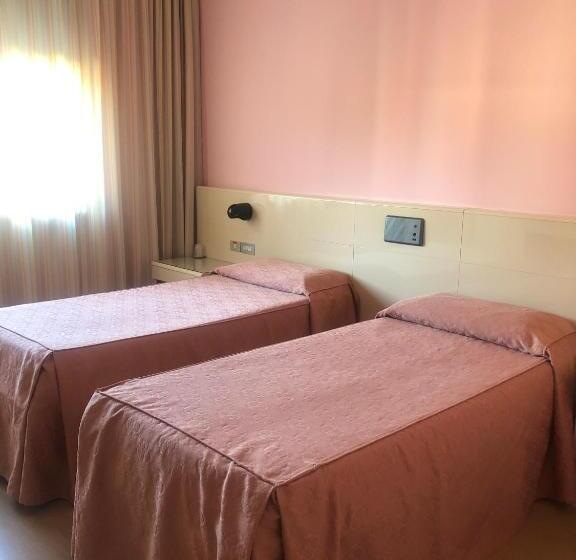 هتل Albergo Casa Dell Ospite