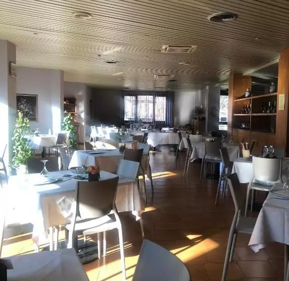 هتل Albergo Casa Dell Ospite