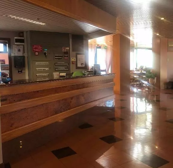 هتل Albergo Casa Dell Ospite
