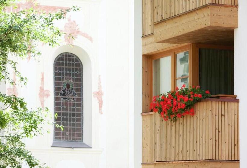 Отель Cavallino