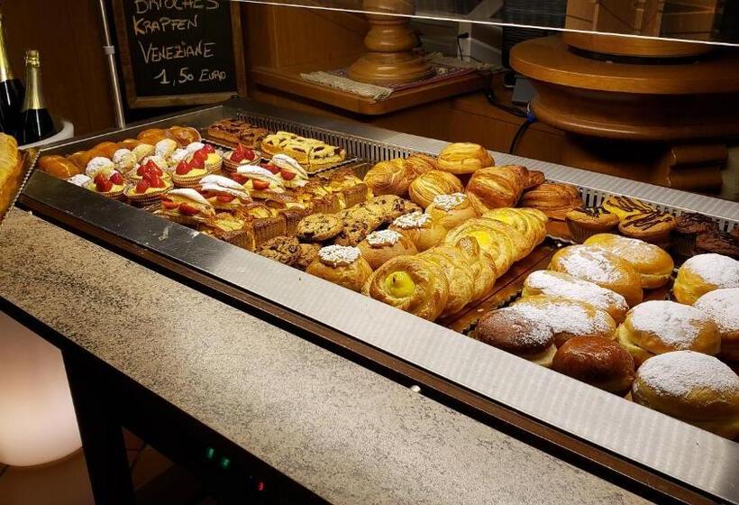 호텔 Folgaria Post