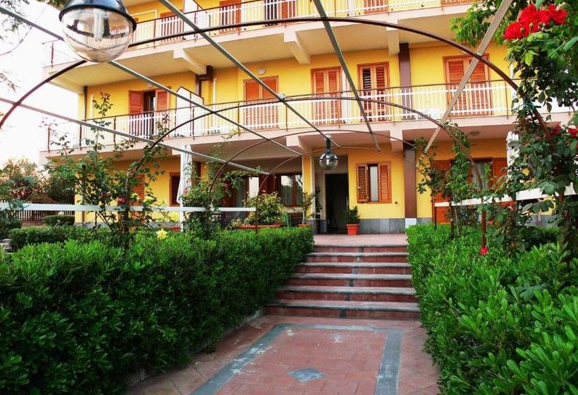 בית מלון כפרי Il Conte Dell'etna