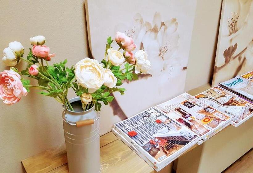 فندق Locanda Avanguardia