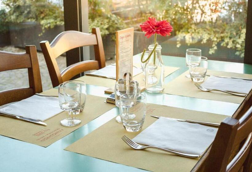 فندق Locanda Avanguardia