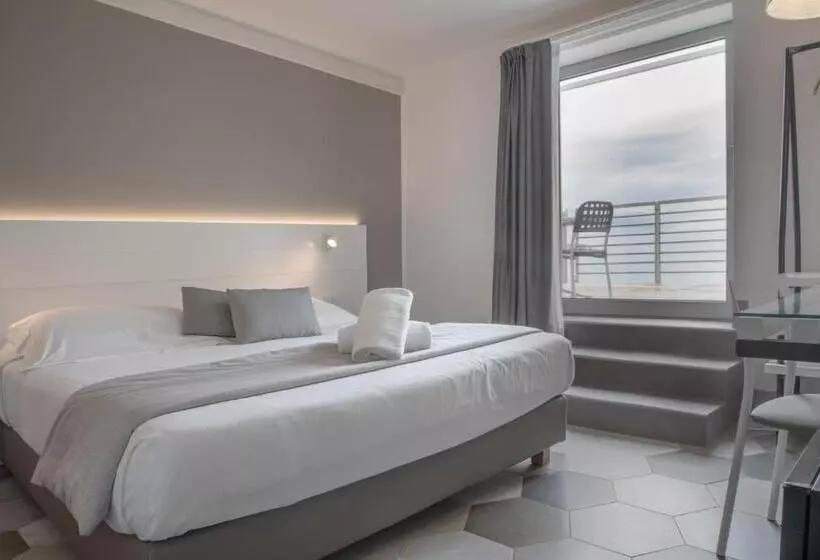 Hotelli Villa Ambra