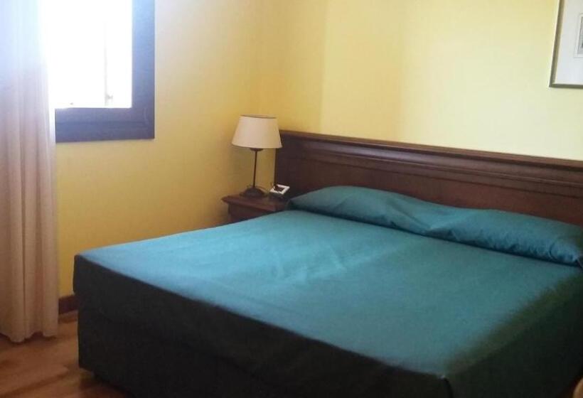 ホテル Villa Del Poeta