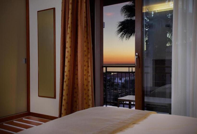 هتل Villa Olivo Resort 3s