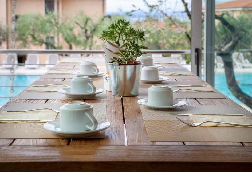 هتل Villa Olivo Resort 3s