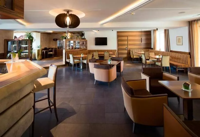 Parc Hotel Tyrol