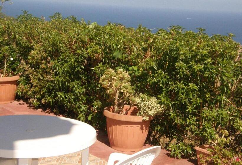 レジデンス Isola Rossa Appartamenti Paduledda