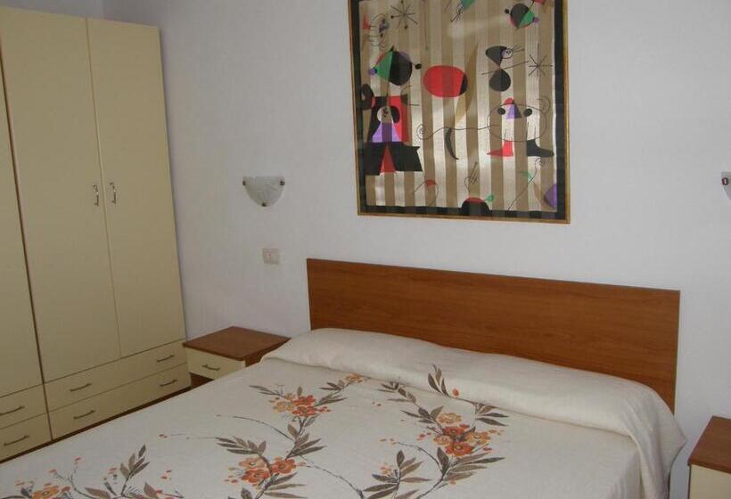 レジデンス Isola Rossa Appartamenti Paduledda