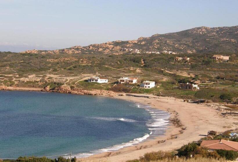 レジデンス Isola Rossa Appartamenti Paduledda